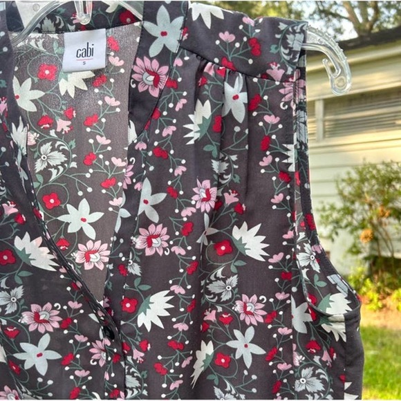 CAbi Floral Sleeveless Blouse - Black and Pink - Picture 2 of 6
